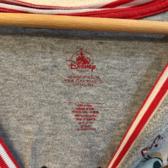 DISNEY MICKEY AND FRIENDS CHRISTMAS PAJAMAS🎄 - Picture 3 of 11